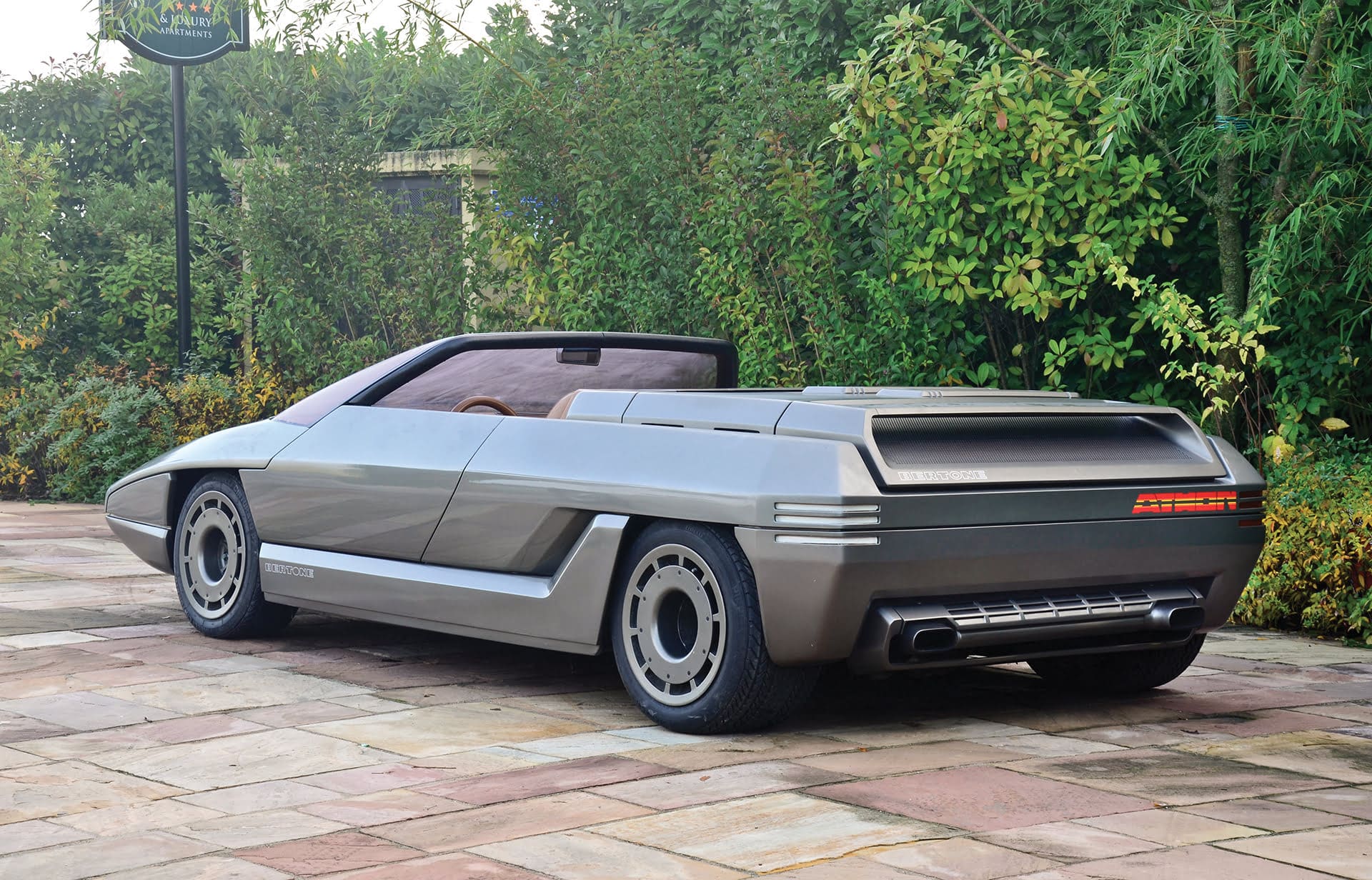 Broken Dreams: Lamborghini Athon. Plein soleil